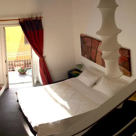 Tribu Palazzo D'angio Hotel